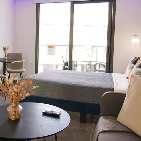 Phaedrus Living: Seaside Luxury Flat Athina 118 *